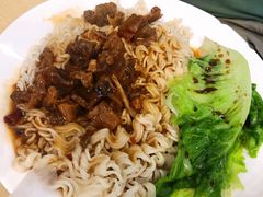 牛腩捞面-传屋记茶餐厅(世纪年华店)