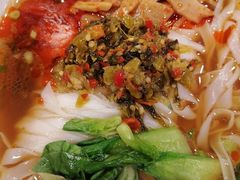 -双燕楼·手工馄饨·汤面小吃(世纪汇店)