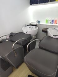 -E.L.K造型momopark店