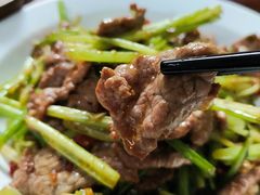 小炒黄牛肉-福林河鲜酒楼