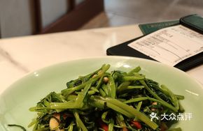 Stir-Fried通心菜 with Flying Heaven Style