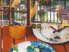 -Line 咖啡(石厦花园店)