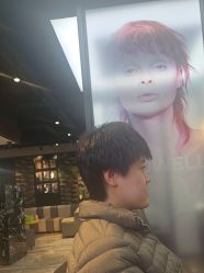 -Z.X HAIR SALON张新美业