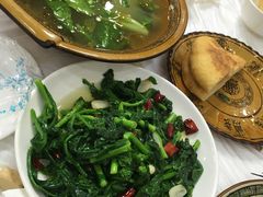 -乡土特色.冷锅鱼.牦牛肉汤锅