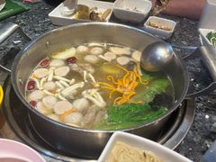 -一席地·本地鸡窝·杭帮鸡火锅(萧山银隆百货店)