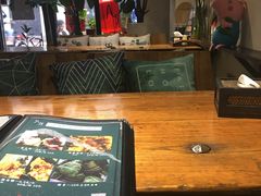 -八月美食小馆(银泰城总店)