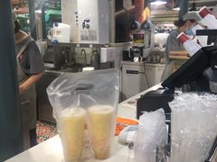 -大食代美食广场(上海中心店)