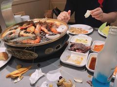 -山焱·炭火自助烤肉(周浦万达店)