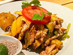 -大头虾越式风味餐厅(光明广场店)