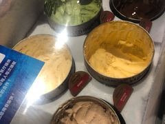 哈根达斯-领鲜活海鲜榴莲自助火锅(东门店)