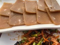 -鑫渔港海鲜本地菜·山海关浑锅(东戴河店)