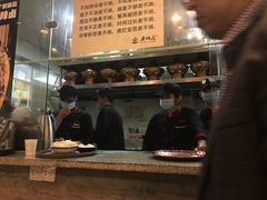 -巴四老城区炭火蛙锅(张江店)