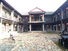 -清风小镇闯关东影视基地