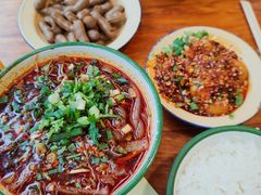 -拈签一笑黄牛肉辣卤串串