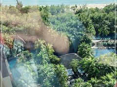 -三亚湾海居铂尔曼度假酒店