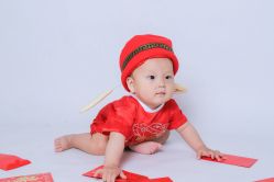 -小熊维尼高端孕婴摄影(清湖金銮店)