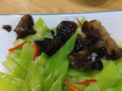 青笋炒木耳-三姐妹饺子(东木头市店)