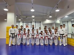 -金载勋跆拳道场(玲东花园店)