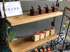 -上海德星奔驰(江杨南路店)