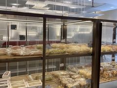 面包甜点陈列柜-奈雪的茶(华侨城创意园店)