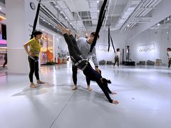 -Jumphai室内蹦极运动