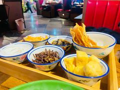 -九鼎轩脆毛肚火锅(邗江万达店)