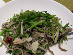 -鲁菜根·泰安菜(万达店)