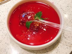 鲜火龙果冰粉-老佛爷铜炉蛙锅(海岸城店)