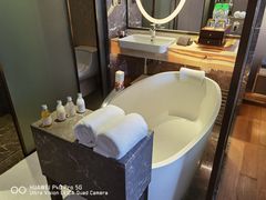 -广州花园酒店