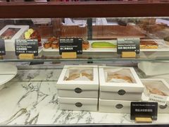 面包甜点陈列柜-WHEAT&BAKER-麥(凯德来福士店)