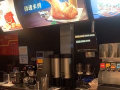 -麦当劳(卫星广场店)