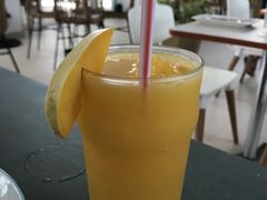 MangoShake-Cha Cha's Beach Cafe