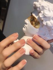 -HUII NAIL绘京美甲美睫会馆