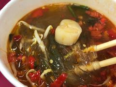 -六合夜市