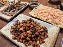 -鼎夫人·小酒文化餐厅(淡水桥店)