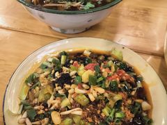 -拈签一笑黄牛肉辣卤串串