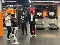 -佳禾健身(三元里店)