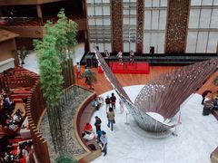 -上海滴水湖皇冠假日酒店