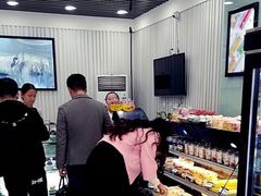 自助取餐区-麦子花果·生日蛋糕(满都拉店)