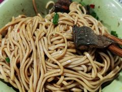 子姜肥肠面-大石人家鱿鱼面馆(大石西路总店)