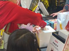 -泡泡玛特POPMART(侨福芳草地店)