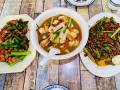 -南雄雄州土菜餐厅(粤北大厦店)
