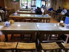 大堂-陇上全荟兰州传统牛肉面(延吉路店)