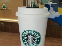 -星巴克(上海长宁来福士1F店)