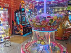 -汤姆熊欢乐世界(滨江店)
