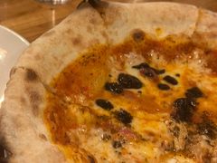 猪肉黑松露披萨-La Tavernetta(Bar à Vin)(乌鲁木齐路店)