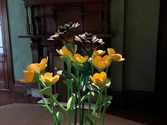 -Nathalie Djurberg与Hans Berg“牛皮纸包裹的月亮”-Prada荣宅当季展览
