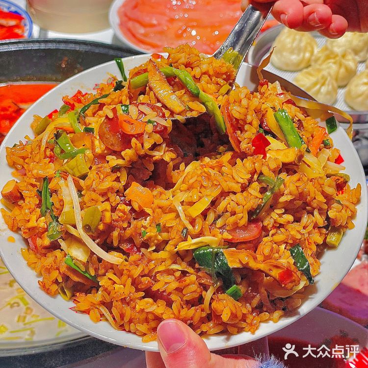 南通首家💥重庆火锅届“卷王”朱光玉