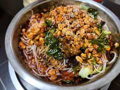 -周良天山牛杂城(天山路总店)