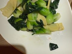 -耶里夏丽·新疆菜·28年喀什老馆(田林东路店)